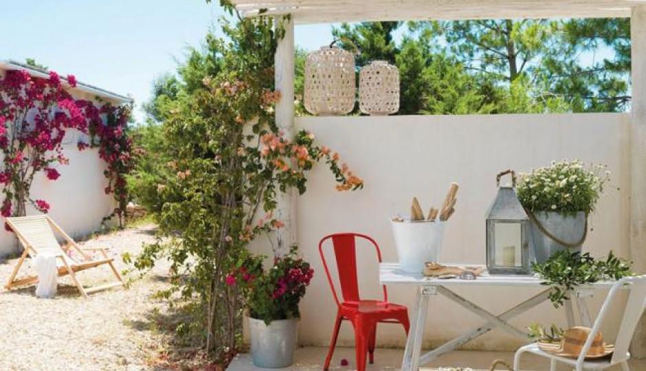 Un pequeña casa decorada con mucho encanto | Decoración