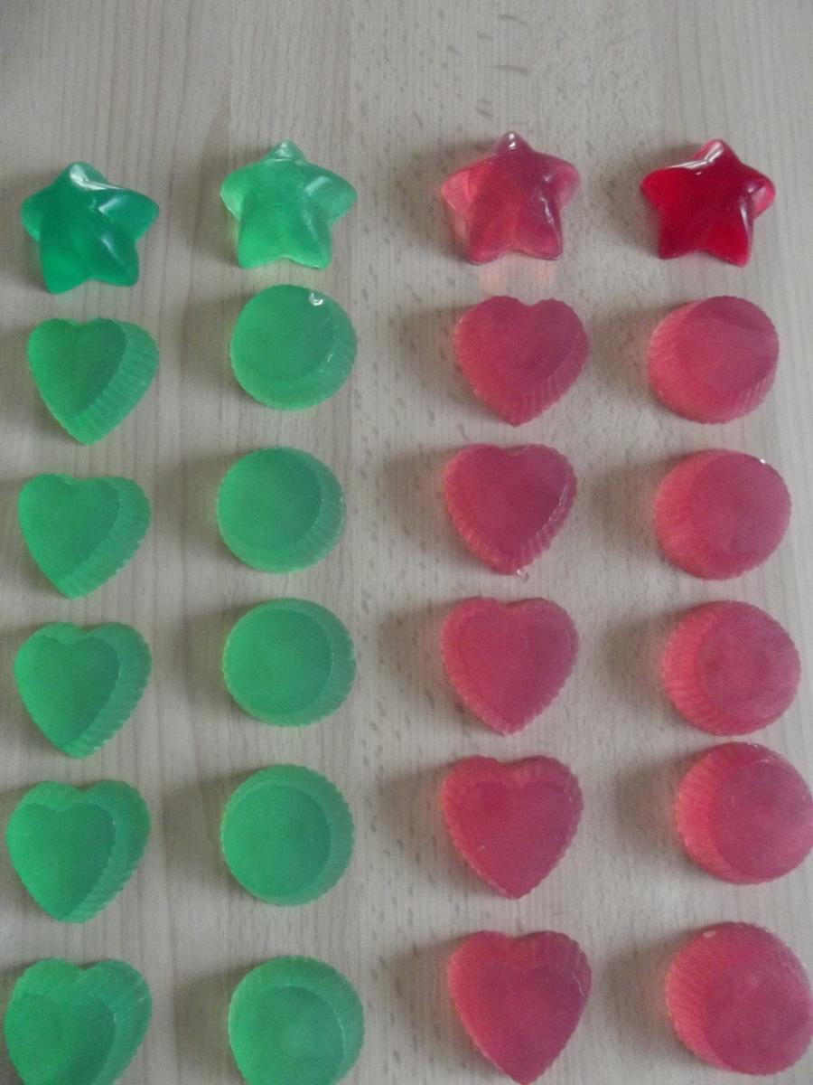 Jabones artesanos de glicerina para preparar brochetas. 