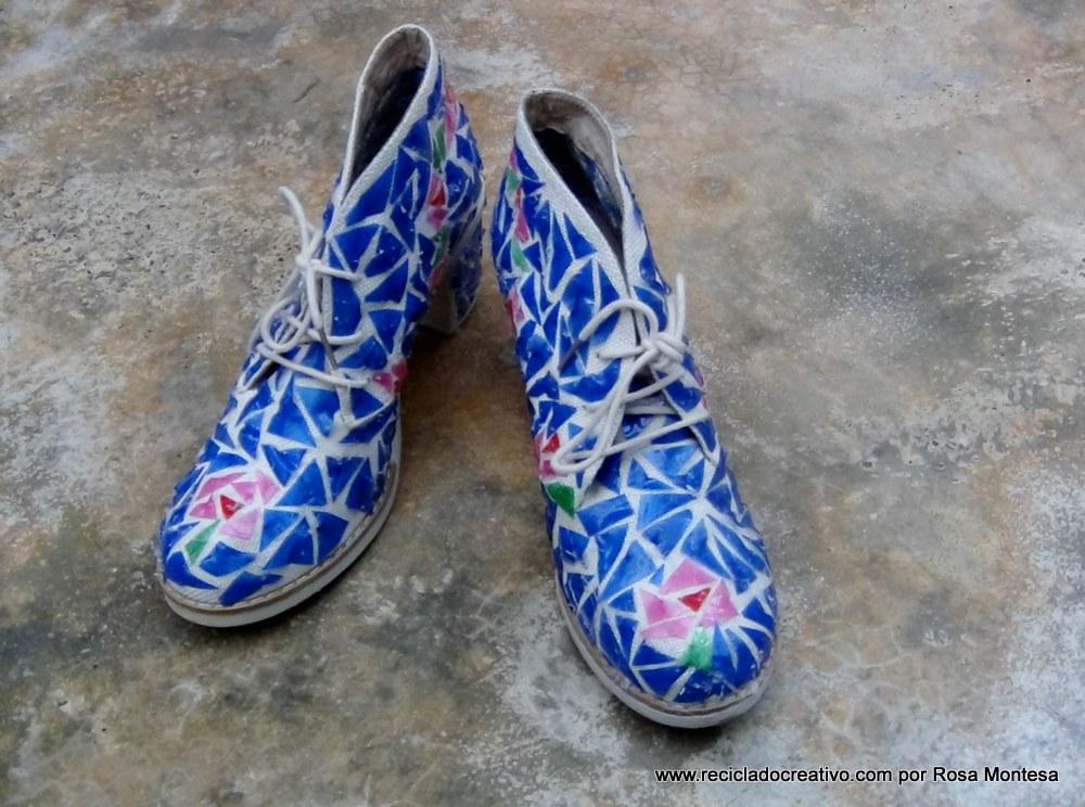 Zapatos para un traje de fallera valenciana con material reciclado