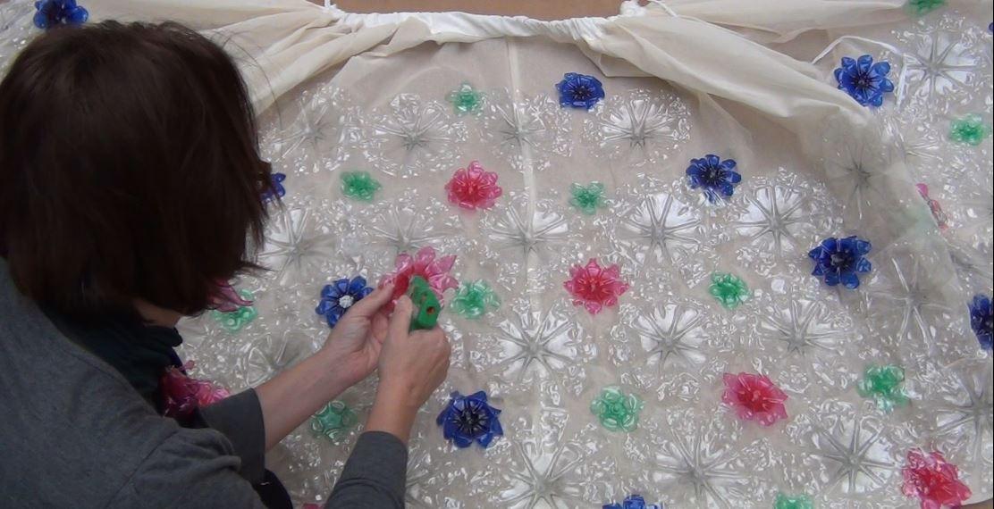 Falda Traje de Valenciana #ecofallera con botellas de plástico