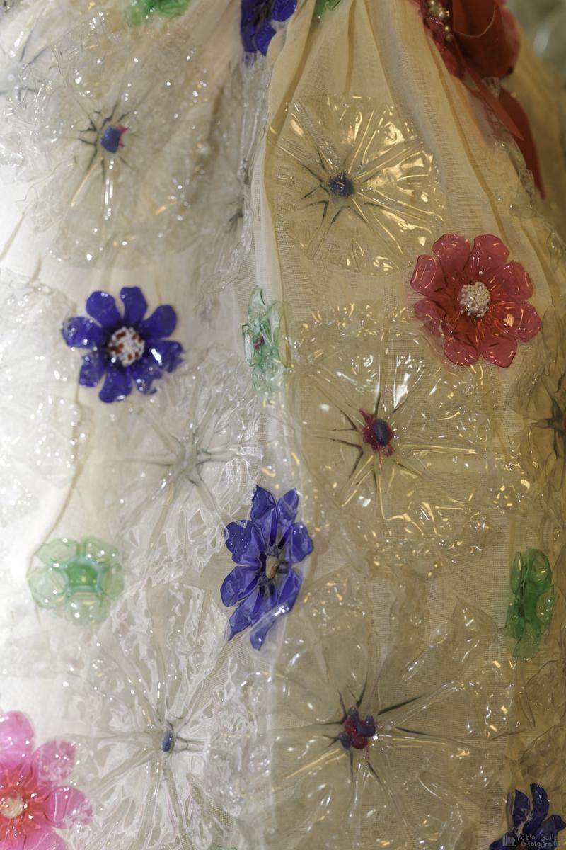Falda Traje de Valenciana #ecofallera con botellas de plástico