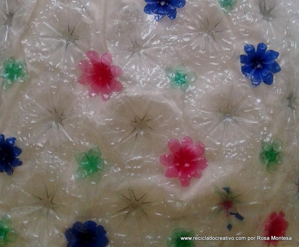 Falda de fallera valenciana siglo XXI con material reciclado