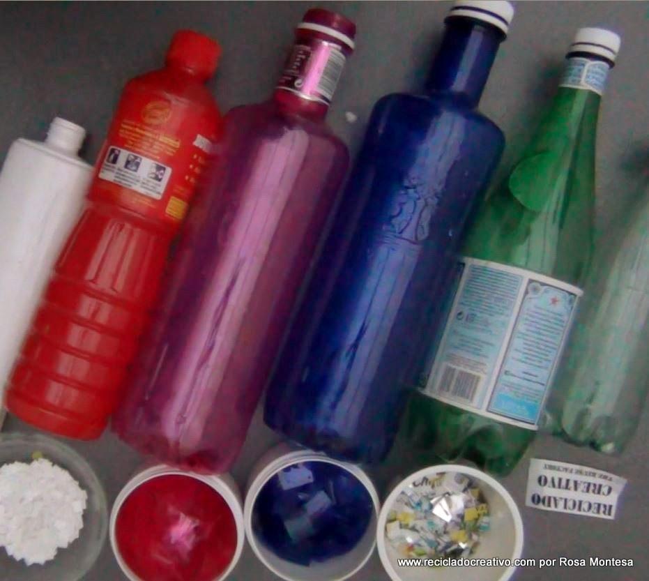 Traje de fallera valenciana siglo XXI con material reciclado