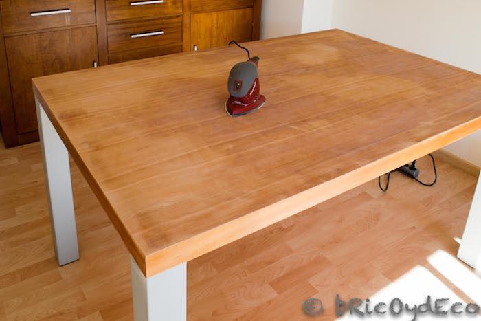 como-restaurar-una-mesa-de-madera