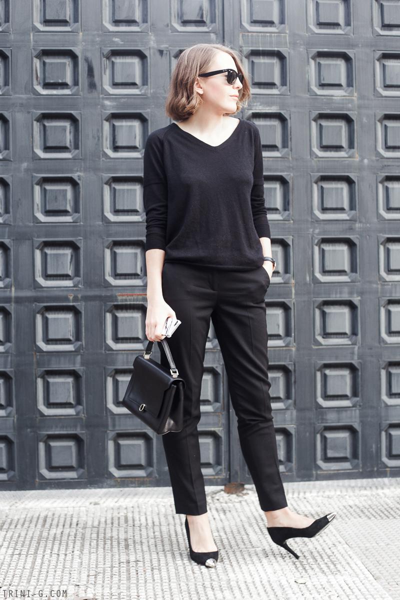 Trini | black classic outfit Anya Hindmarch bag