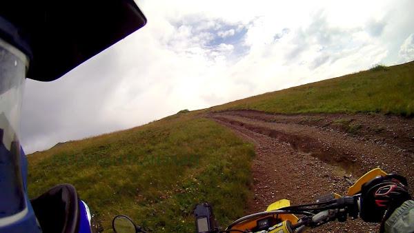 DRZ400. Los balcanes Patarránicos. Trail forever. (V)