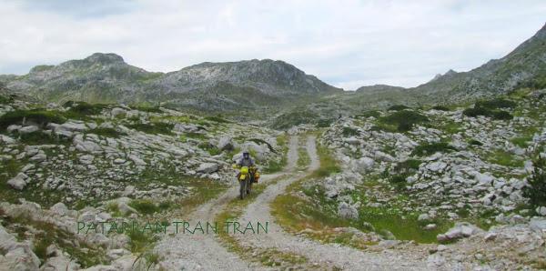 DRZ400. Los balcanes Patarránicos. Trail forever. (V)