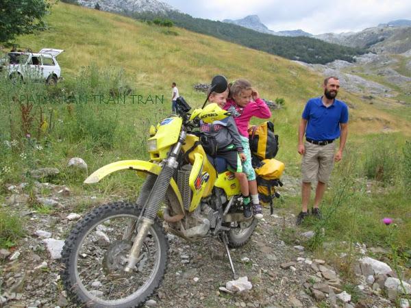 DRZ400. Los balcanes Patarránicos. Trail forever. (V)