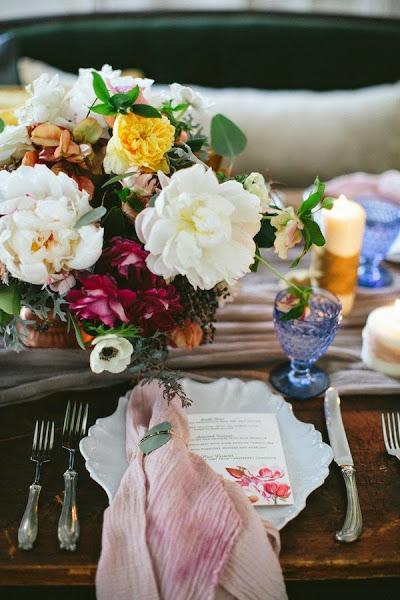 Mesa decorada para un brunch