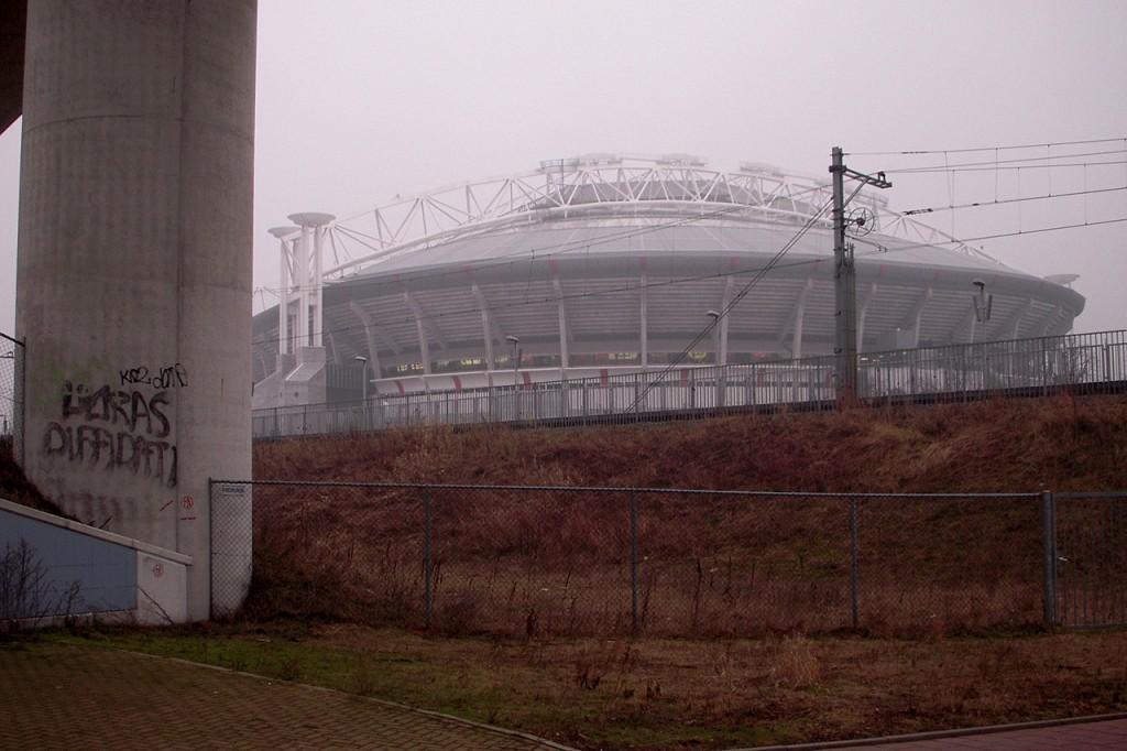 El Amsterdam Arena de la estación Bijlmer Arena