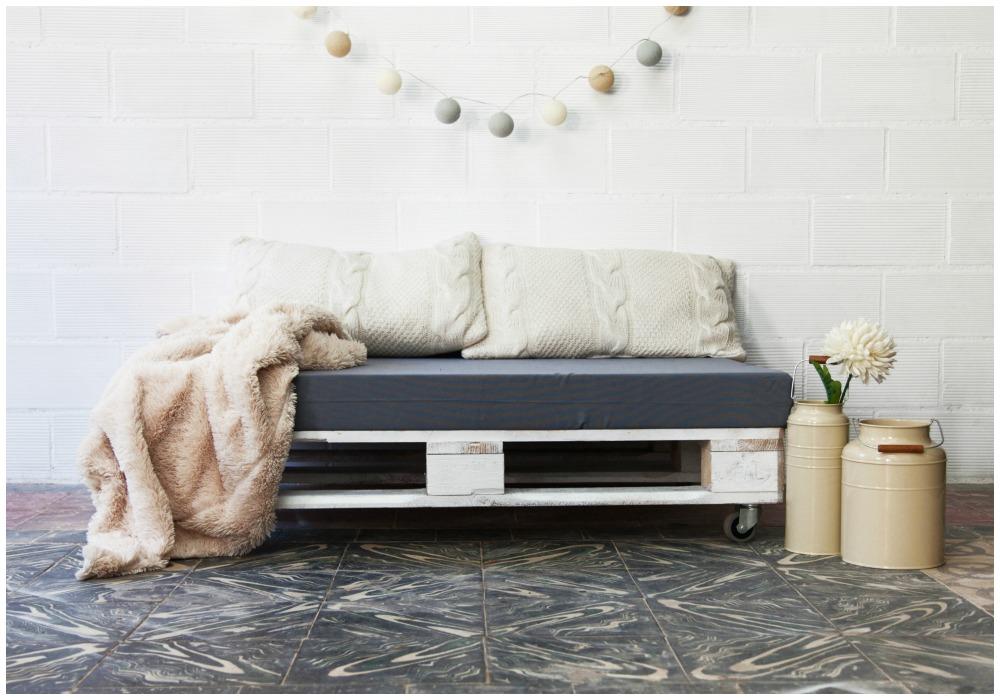 09-sofa-de-palets-aneto-blanco