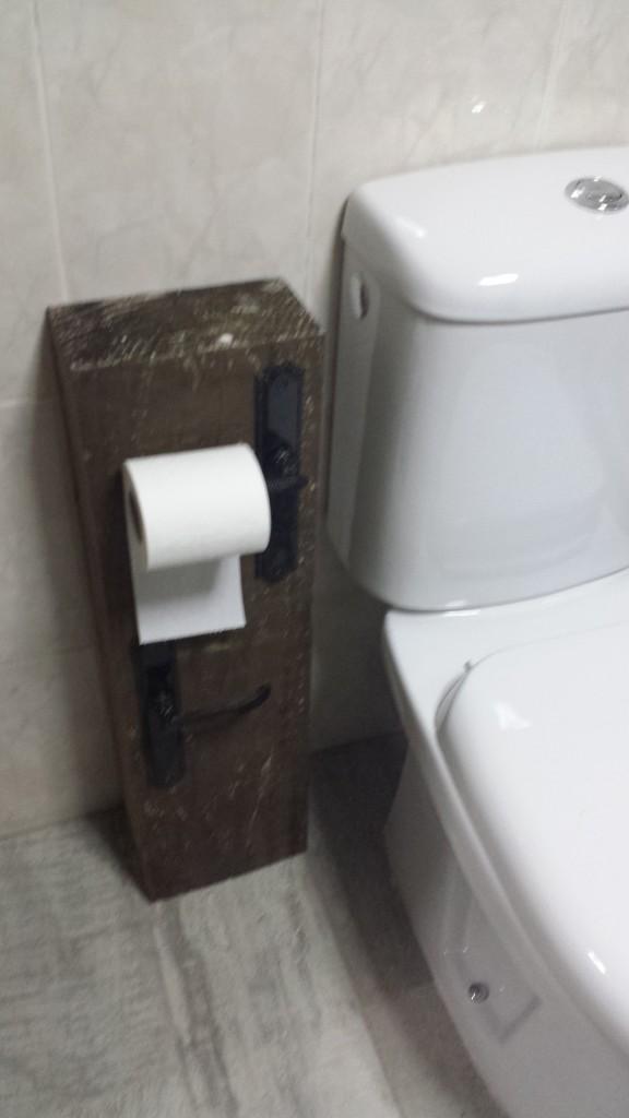 Portarrollos de papel higiénico - Colocado