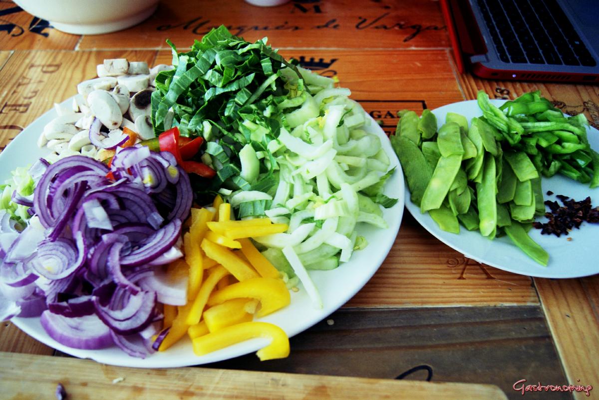 Guiso de pavo con verduras al wok