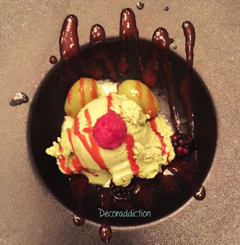 Un sushi bar en un rincón escondido - A sushi bar in a hidden nook_09