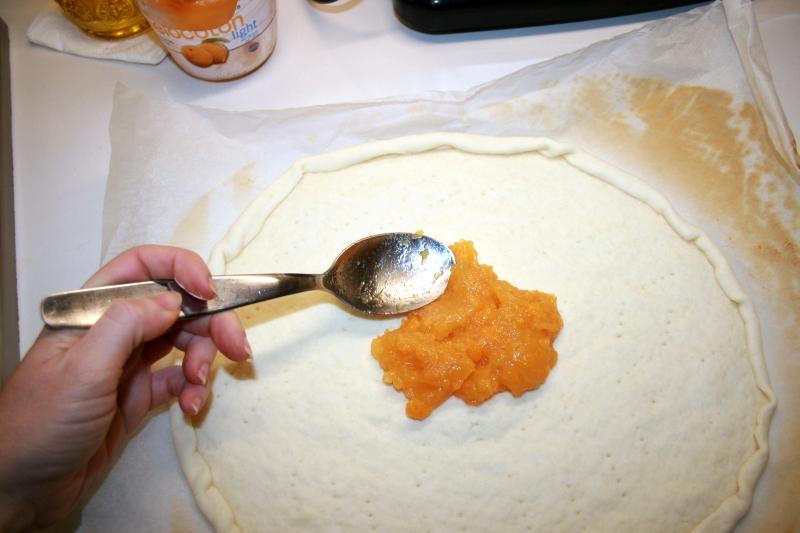 03. Ponemos la mermelada a la coca de manzana fit