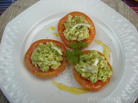 Tomates con guacamole 2
