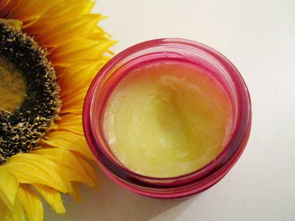 Embellecedora de Cuello y Escote de MATARRANIA