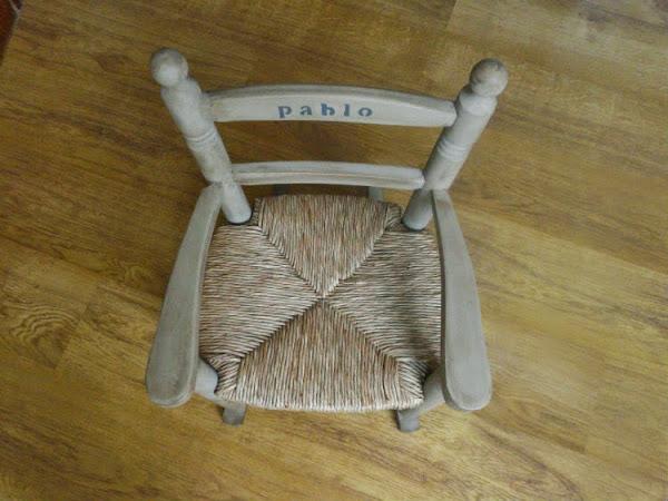 Silla restaurada para bebé Pablo