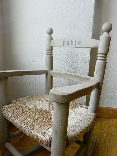 Silla restaurada para bebé Pablo