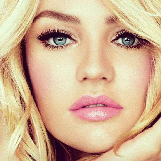 Tendencias-de-maquillaje-primavera-pestañas-labios