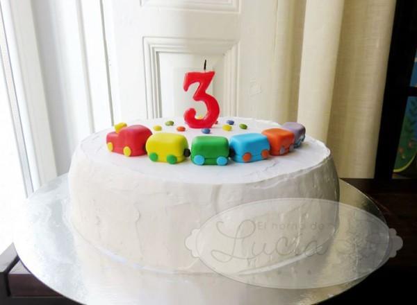 Tarta crema tren cumpleaños