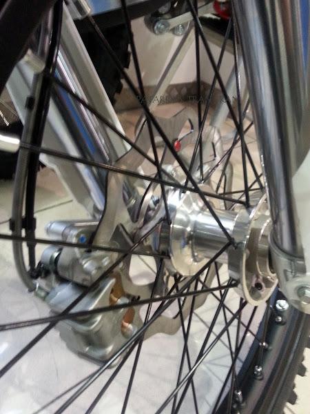 Beta X-Trainer y Beta RR 300. Dos motos de enduro. Dos conceptos.