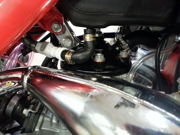 Beta X-Trainer y Beta RR 300. Dos motos de enduro. Dos conceptos.