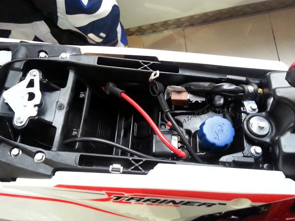 Beta X-Trainer y Beta RR 300. Dos motos de enduro. Dos conceptos.