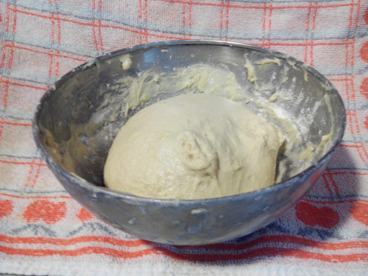 Brioches de nata (crema de leche)