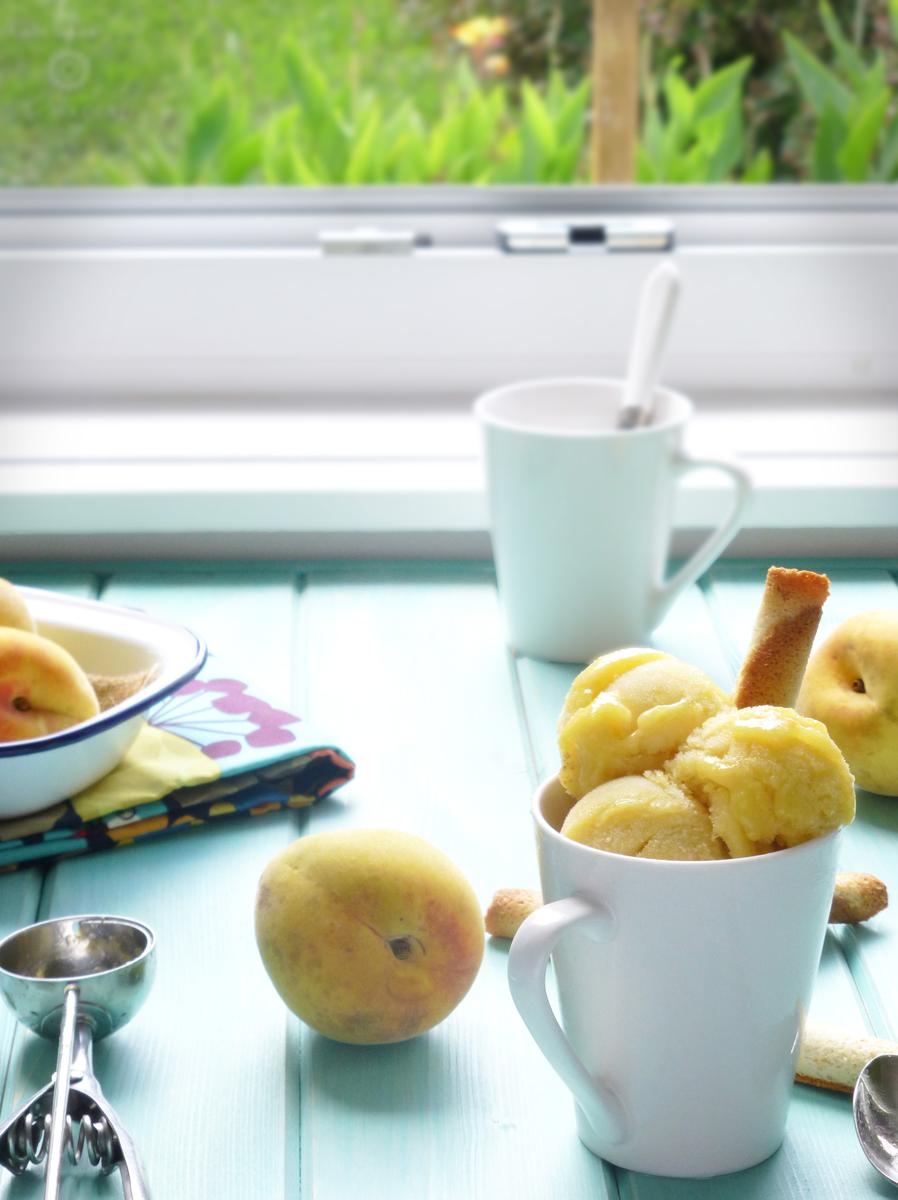 Sorbete de melocotón y tomillo, sorbete de melocotón, peach sorbet, peach and thyme sorbet, helado de melocotón, sorbete sin heladera