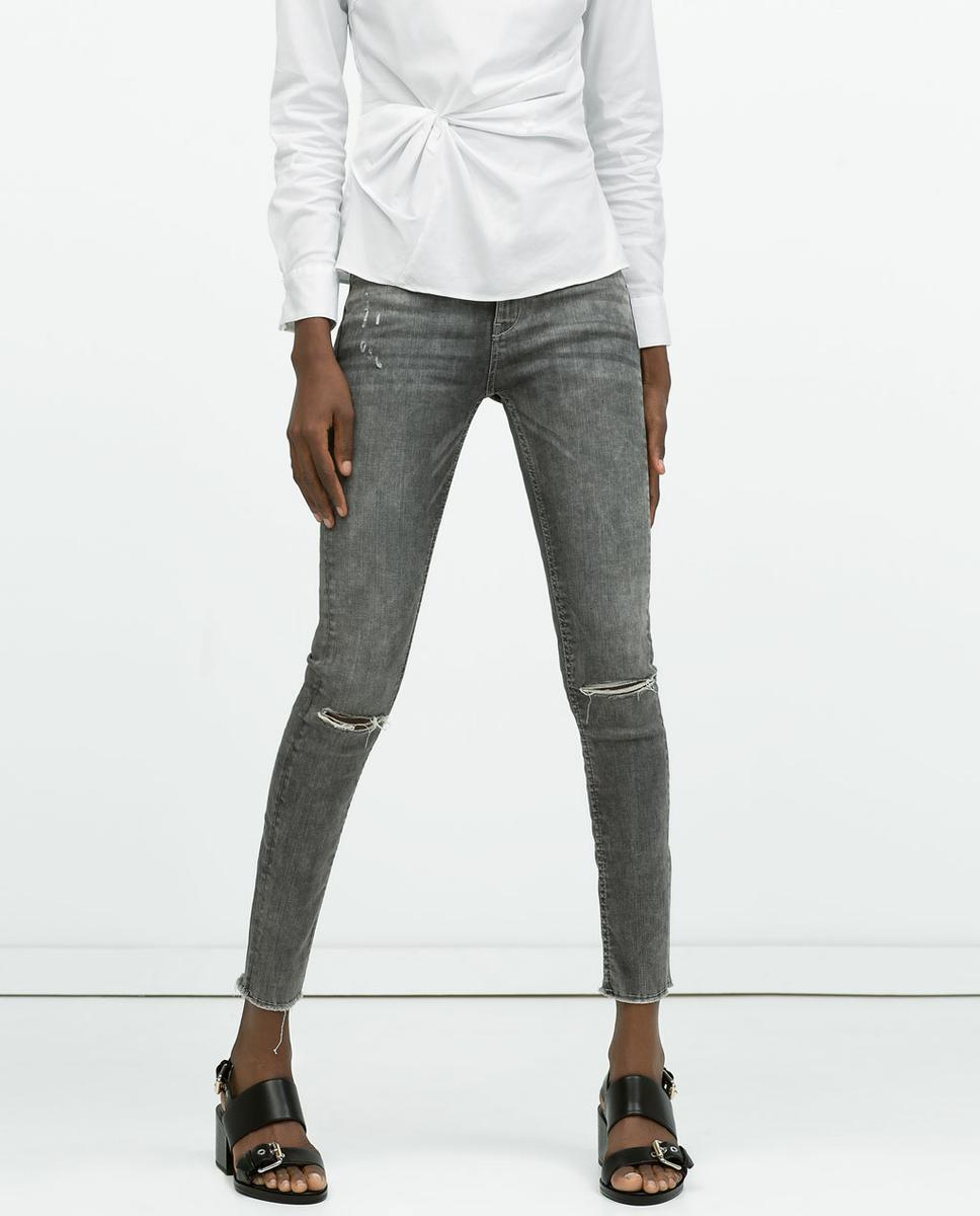 NUESTRA MODA SERA LEYENDA DENIM 39,95 zara