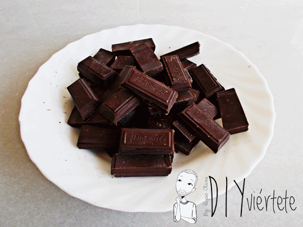 cocina-postre-dulce-pastel-tarta-huesitos-chocolate-obleas-nutella-5