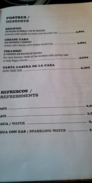 Zombie Bar Postres y Refrescos