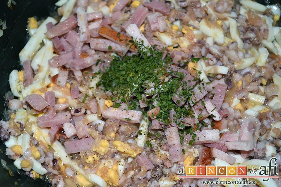 Chipirones rellenos, añadimos el perejil bien picadito