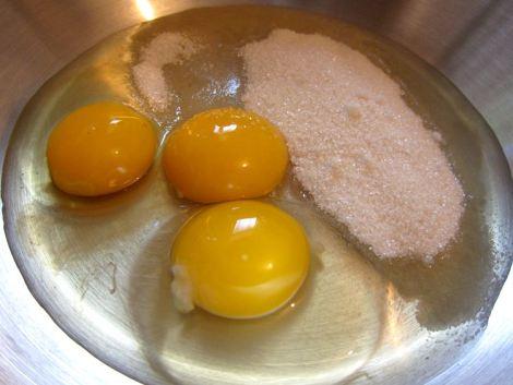 magdalenas-de-cebolla-y-queso-de-cabra-