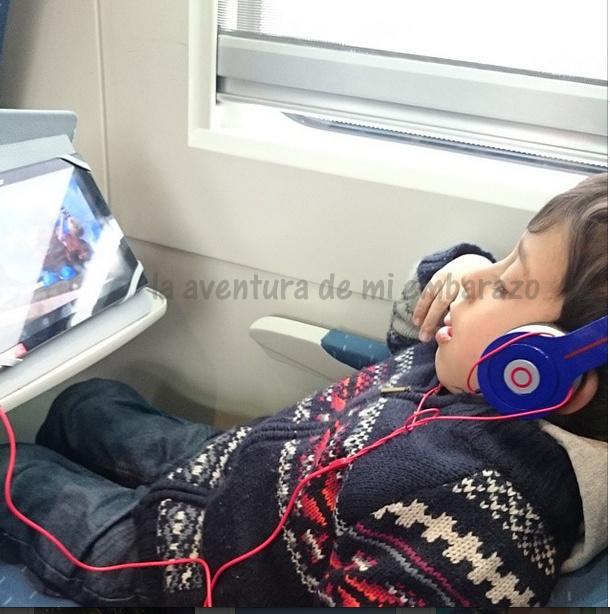  photo nintildeo-tren_zpsv0ql6bf2.jpg