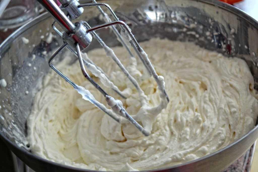 nata montada (crema de leche)