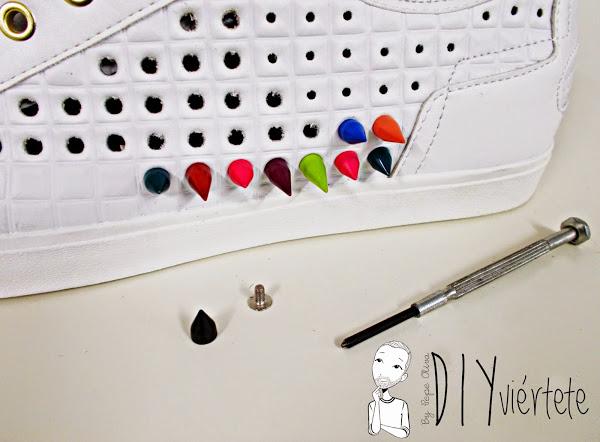 DIY-zapatillas-tunear-customizar-CHRISTIAN-LOUBOUTIN-zapatos-pinchos-esmaltes-pinta uñas-colores-10