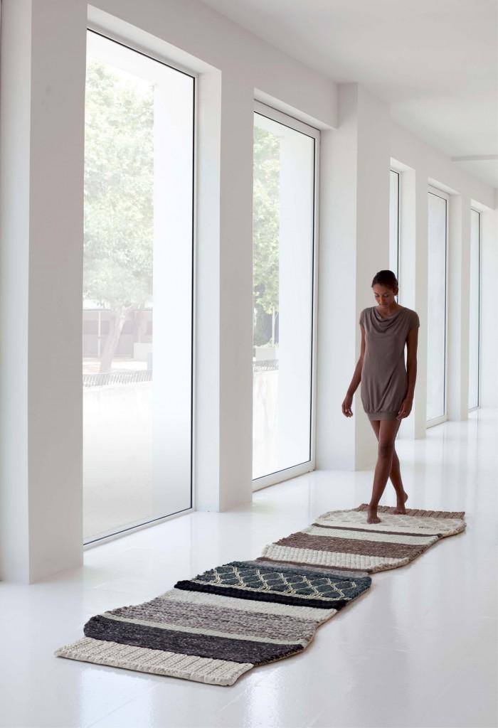 Homelifestyle_diseño_made_in_Spain_Gan_Rugs_mangas_largas_naturales_Patricia_Urquiola