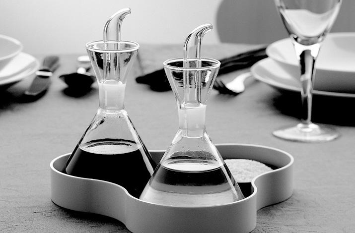 Homelifestyle_diseño_made_in_Spain_mobles_114_aceitera_Rafael_Marquina