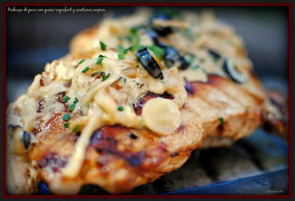 pechuga de pavo con queso roquefort y aceitunas negras tererecetas 06