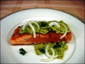 Salmon-con-salsa-de-aguacate-final-001