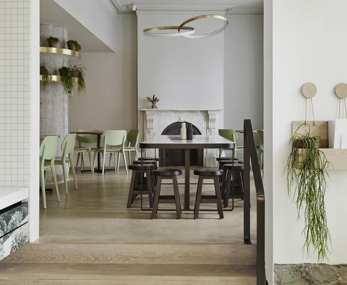 05-The Kettle Black Cafe