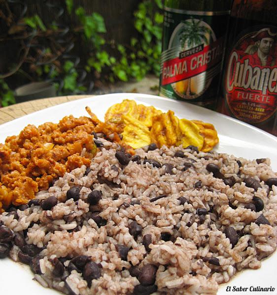Arroz con frijoles y picadillo a la habanera (Cocina Cubana)