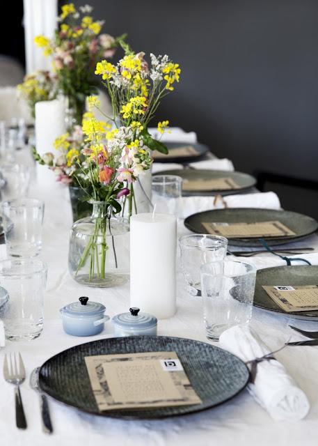 Mesa Primaveral Flores Silvestres