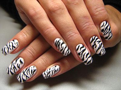 Uñas animal print de cebra