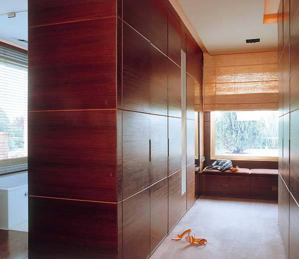 roperos en espacios reducidos