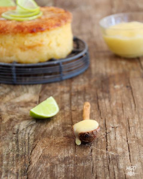 Bizcocho húmedo de crema de lima (Lime Curd)