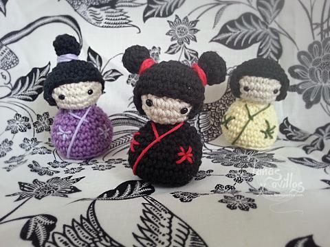 muñeca kokeshi amigurumi lanas y ovillos