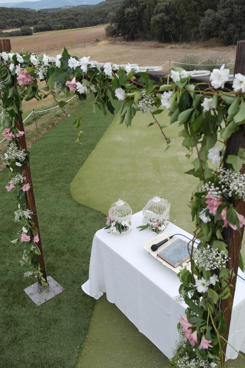 Las flores de tu boda y lo que nos cuentan | Bodas, image size:800x1200